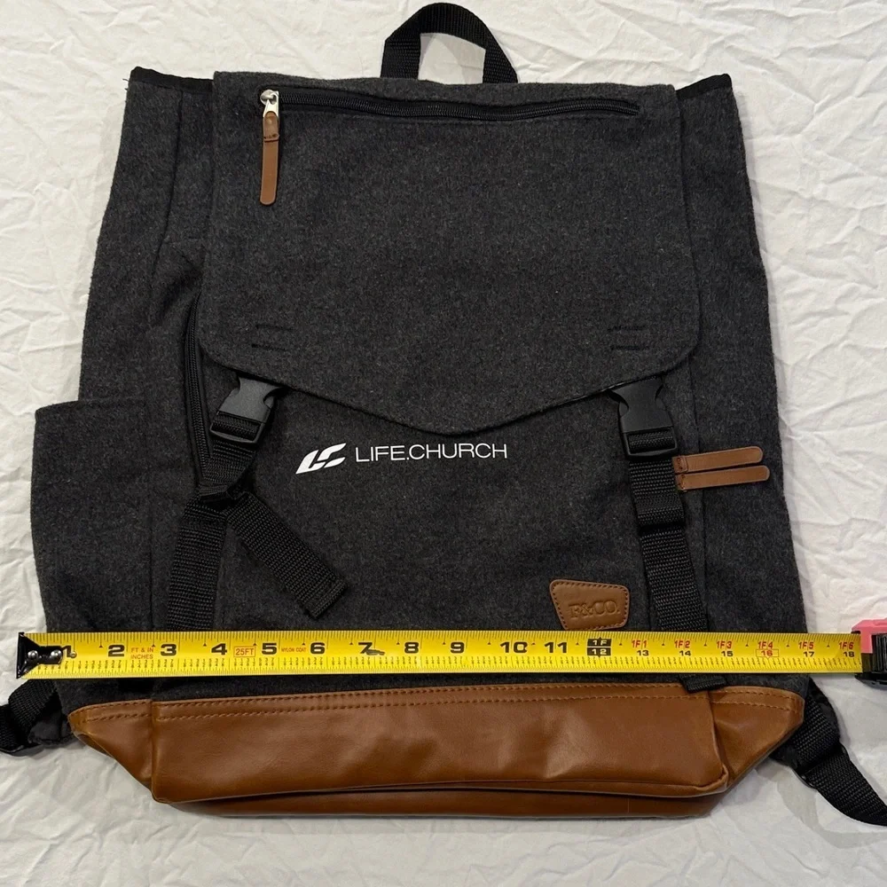 Life Church Craig GroeschelField & Co Campster Satchel Laptop Backpack NWOT